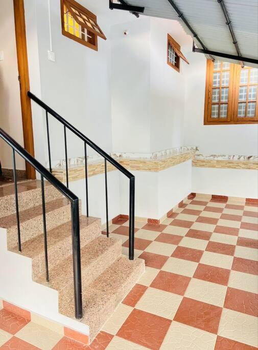 Home At Guruvayur 2 Ac Room,1 Single Bed,Kitchen Exterior foto